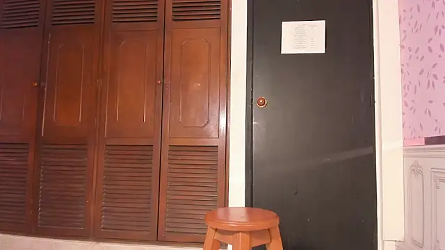 ice queen  online show from October 5, 2025, 4:11 am