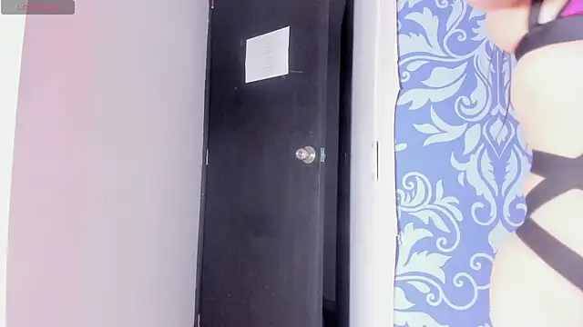 ice queen  online show from October 12, 2025, 4:00 am