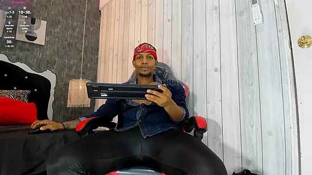 RicoBrown777  online show from December 24, 2024, 3:38 am