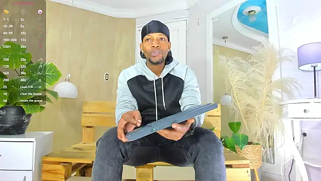 Snapshot of RicoBrown777_ chatting on June 23, 2026, 3:59 am RicoBrown777 online show from June 23, 2026, 3:59 am