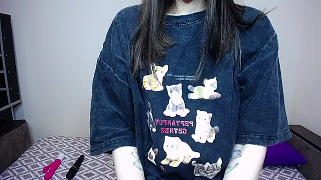 Snapshot of Olivia_Graceee chatting on November 29, 2025, 9:34 am Olivia Graceee online show from November 29, 2025, 9:34 am