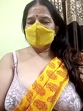 Snapshot of IndianAngle chatting on September 26, 2025, 8:57 pm IndianAngle online show from September 26, 2025, 8:57 pm