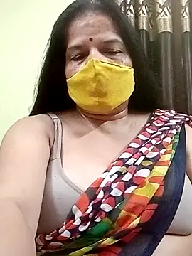 Snapshot of IndianAngle chatting on October 8, 2025, 8:17 pm IndianAngle online show from October 8, 2025, 8:17 pm