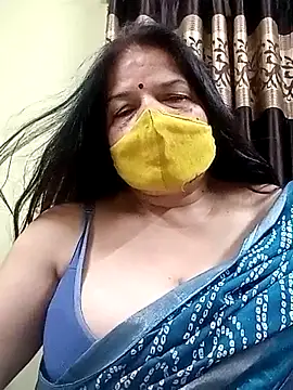Snapshot of IndianAngle chatting on April 15, 2026, 9:04 pm IndianAngle online show from April 15, 2026, 9:04 pm