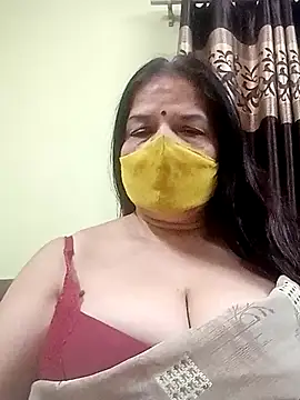 Snapshot of IndianAngle chatting on May 3, 2026, 12:11 pm IndianAngle online show from May 3, 2026, 12:11 pm