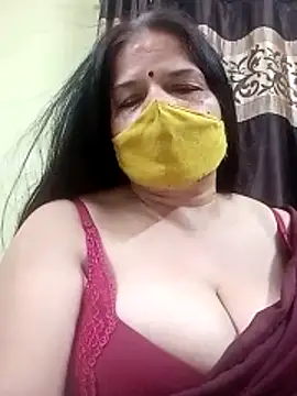 Snapshot of IndianAngle chatting on May 9, 2026, 8:25 pm IndianAngle online show from May 9, 2026, 8:25 pm