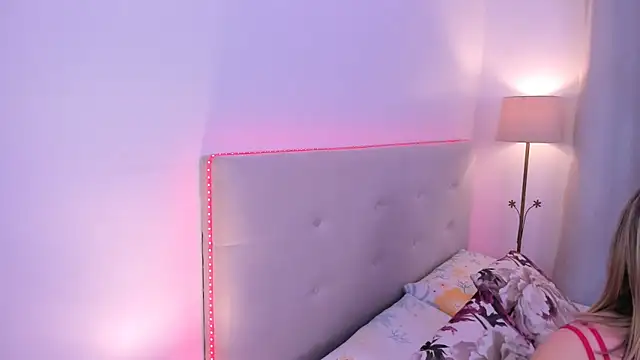 Snapshot of MissMaria chatting on March 1, 2026, 4:03 am MissMaria online show from March 1, 2026, 4:03 am