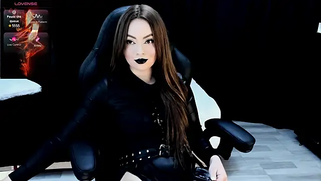 Snapshot of nasty_katty_ chatting on November 13, 2025, 9:47 pm nasty katty online show from November 13, 2025, 9:47 pm