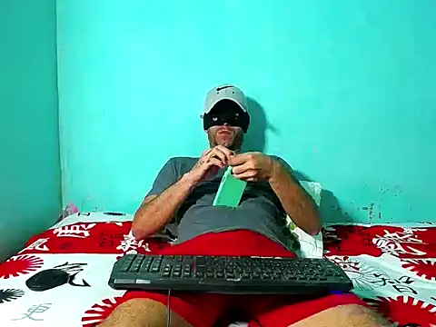 Snapshot of dirty_boy_horny chatting on January 10, 2026, 3:19 am dirty boy horny online show from January 10, 2026, 3:19 am