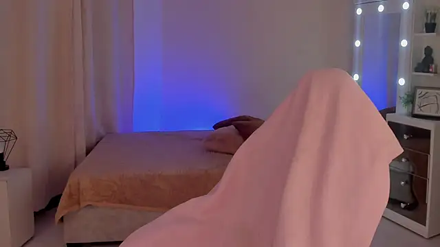 SavannahWildee online show from January 22, 2025, 8:28 pm