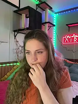 Snapshot of mirannacult chatting on December 9, 2024, 7:18 pm mirannacult online show from December 9, 2024, 7:18 pm
