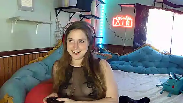 Snapshot of mirannacult chatting on December 12, 2024, 6:31 pm mirannacult online show from December 12, 2024, 6:31 pm