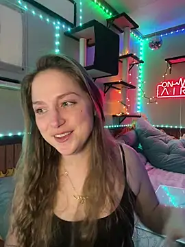 Snapshot of mirannacult chatting on December 19, 2024, 9:07 am mirannacult online show from December 19, 2024, 9:07 am
