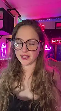 Snapshot of mirannacult chatting on December 24, 2024, 8:49 pm mirannacult online show from December 24, 2024, 8:49 pm