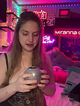 Snapshot of mirannacult chatting on December 26, 2024, 1:43 pm mirannacult online show from December 26, 2024, 1:43 pm