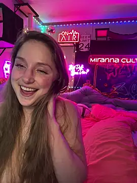Snapshot of mirannacult chatting on January 2, 2025, 9:33 am mirannacult online show from January 2, 2025, 9:33 am
