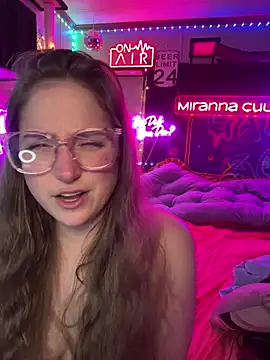 Snapshot of mirannacult chatting on January 4, 2025, 10:34 pm mirannacult online show from January 4, 2025, 10:34 pm
