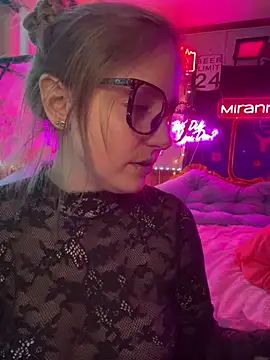 Snapshot of mirannacult chatting on January 8, 2025, 11:32 am mirannacult online show from January 8, 2025, 11:32 am