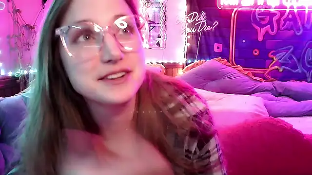 Snapshot of mirannacult chatting on January 15, 2025, 11:32 am mirannacult online show from January 15, 2025, 11:32 am