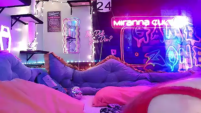 Snapshot of mirannacult chatting on January 16, 2025, 9:08 pm mirannacult online show from January 16, 2025, 9:08 pm