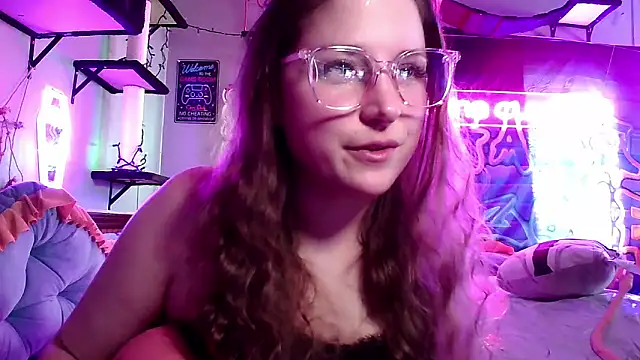 Snapshot of mirannacult chatting on February 1, 2025, 9:19 pm mirannacult online show from February 1, 2025, 9:19 pm