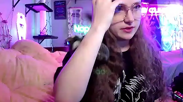 Snapshot of mirannacult chatting on March 5, 2025, 6:12 pm mirannacult online show from March 5, 2025, 6:12 pm