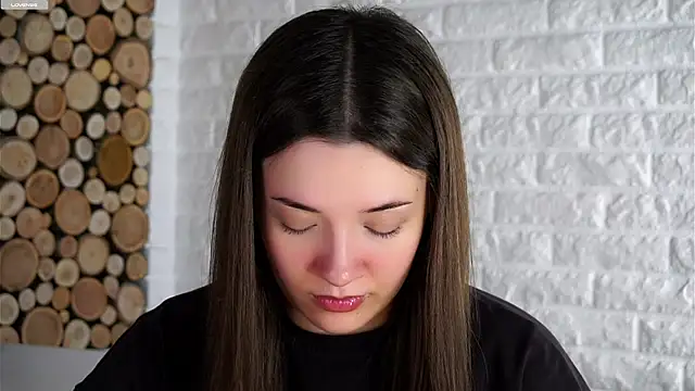 LowOncoming online show from October 25, 2025, 2:08 am