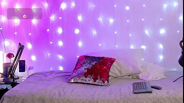 aryalovejoy online show from February 2, 2025, 1:12 am