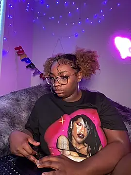 LillShayy online show from November 8, 2025, 5:45 pm