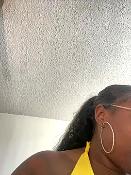 LillShayy online show from November 14, 2025, 7:12 pm