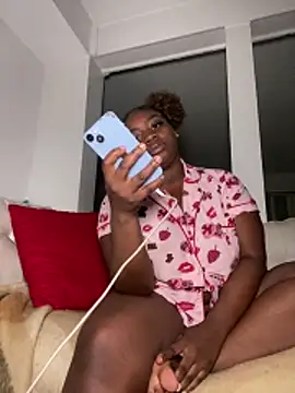 LillShayy online show from April 27, 2026, 3:15 am