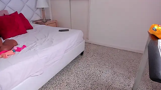 karina mason online show from February 11, 2025, 4:11 am