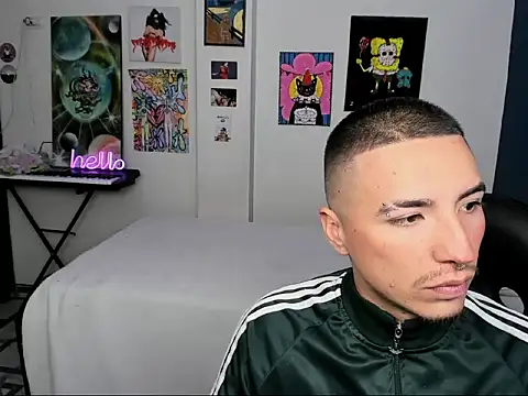 Snapshot of sweet_boys_xx chatting on September 24, 2025, 1:03 pm sweet boys xx online show from September 24, 2025, 1:03 pm