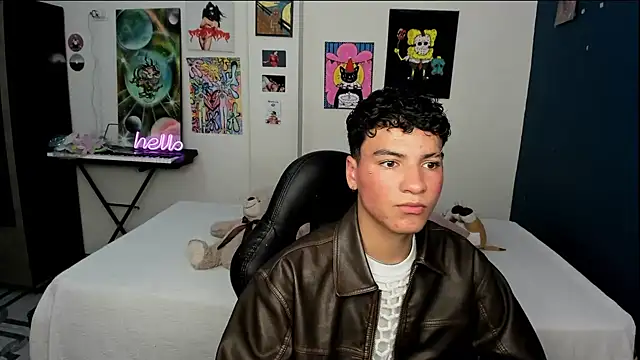 Snapshot of sweet_boys_xx chatting on October 5, 2025, 5:39 am sweet boys xx online show from October 5, 2025, 5:39 am