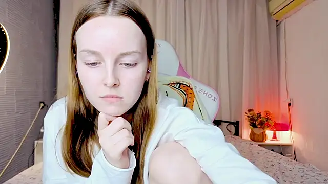 Wild  flowers online show from October 31, 2025, 6:31 pm