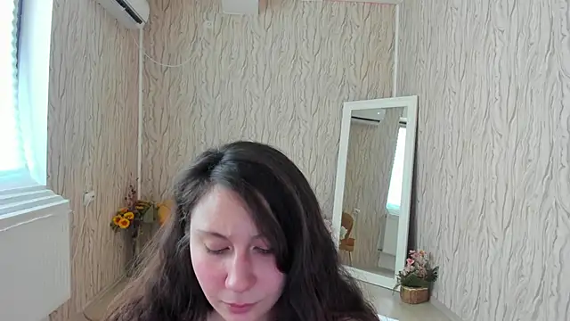 Snapshot of AishaRouhi chatting on January 18, 2025, 9:56 am AishaRouhi online show from January 18, 2025, 9:56 am