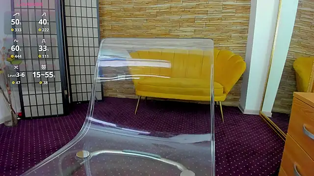 AishaRouhi online show from November 6, 2025, 5:08 am