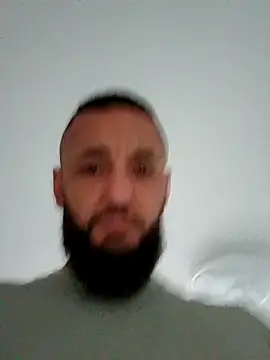 Snapshot of Reeeks69 chatting on September 17, 2025, 5:25 pm Reeeks69 online show from September 17, 2025, 5:25 pm