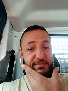 Snapshot of Reeeks69 chatting on October 13, 2025, 12:27 pm Reeeks69 online show from October 13, 2025, 12:27 pm