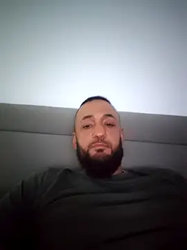 Reeeks69 online show from April 24, 2026, 5:43 am