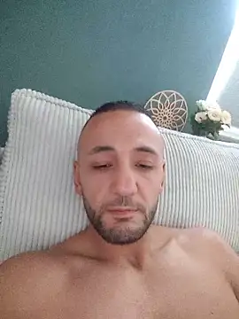 Reeeks69 online show from May 31, 2026, 4:14 pm
