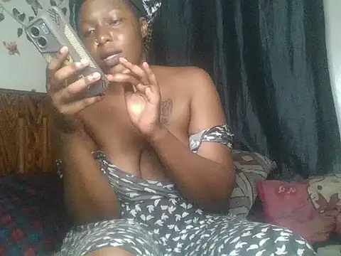 Snapshot of IAm_Katie chatting on November 1, 2025, 6:10 pm IAm Katie online show from November 1, 2025, 6:10 pm