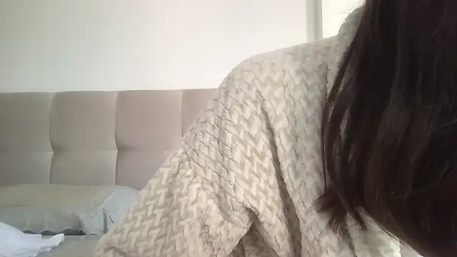 Snapshot of paolajonez chatting on September 15, 2025, 6:52 pm paolajonez online show from September 15, 2025, 6:52 pm