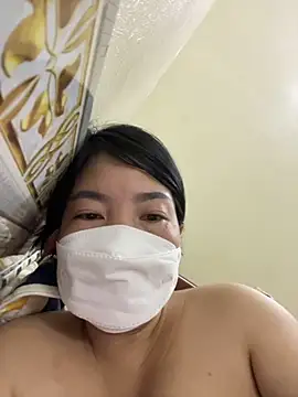 Hachi Sweetbabie  online show from February 16, 2025, 8:21 am