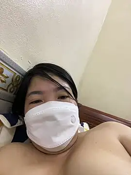 Hachi Sweetbabie  online show from February 22, 2025, 4:19 pm
