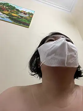 Hachi Sweetbabie  online show from July 17, 2026, 10:44 am