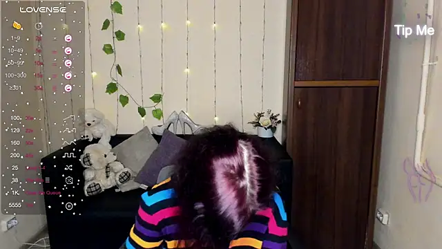 Muse kitty jenia online show from January 24, 2025, 5:21 am