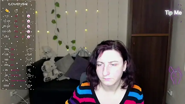 Muse kitty jenia online show from January 24, 2025, 9:37 pm