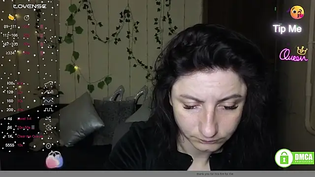 Muse kitty jenia online show from June 15, 2026, 5:20 am