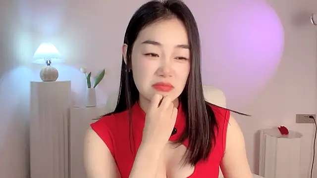 cloud8822 online show from December 5, 2024, 2:11 pm